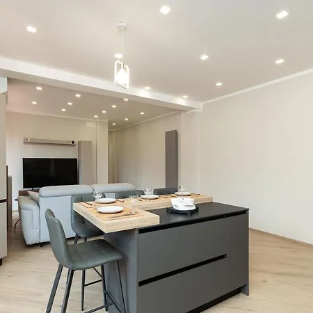 Free Parking - 3 Minuti Dal Mare